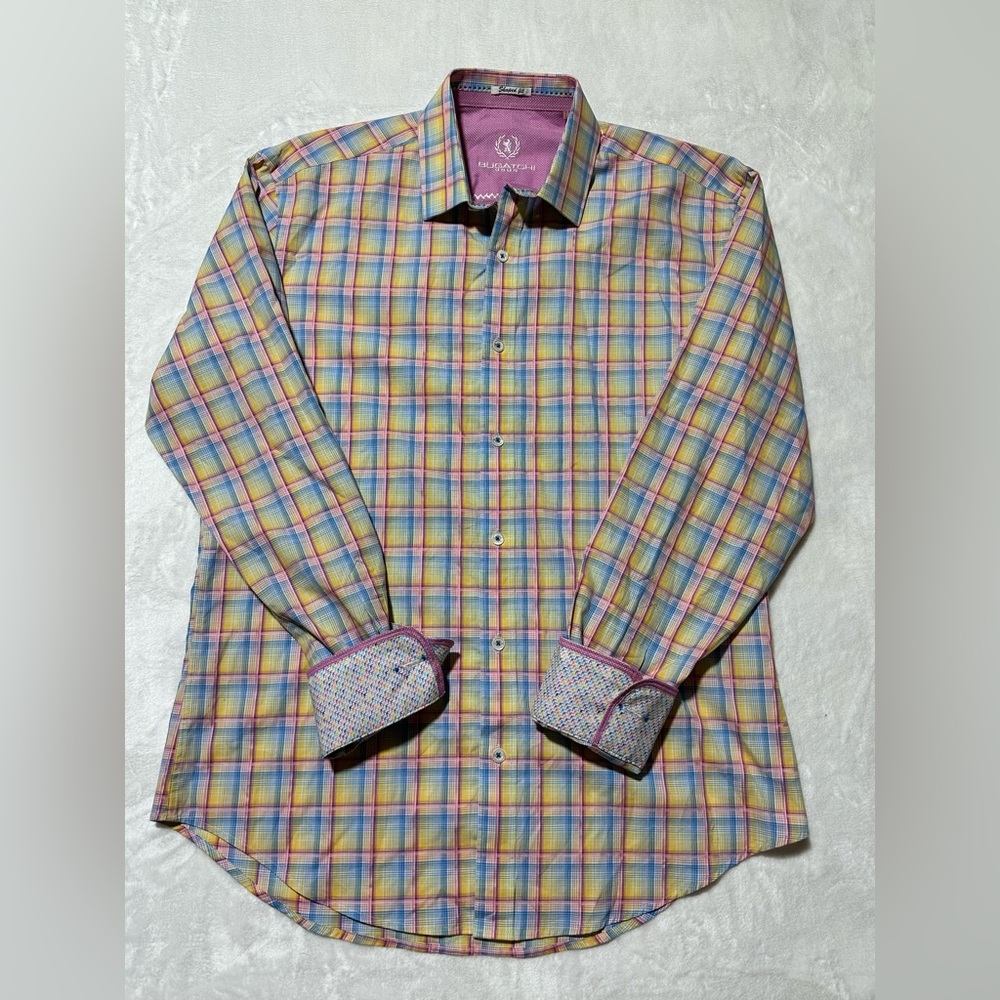 Bugatchi Uomo shaped fit plaid button down long cuffed sleeves size Medium shirt